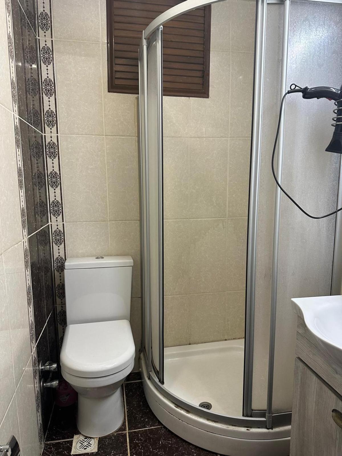 Hotel apartamentowy Birinci